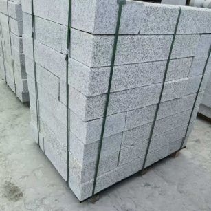 鄂尔多斯 芙蓉白火烧两面路沿石