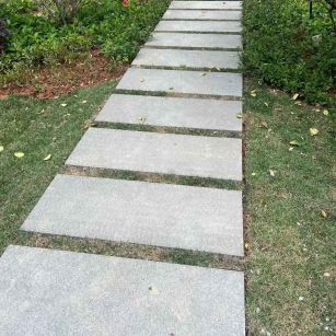 鄂尔多斯 芝麻黑小区踏步、汀步石铺装效果