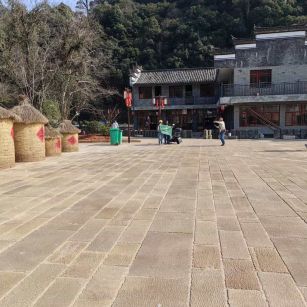 鄂尔多斯仿古石铺装效果