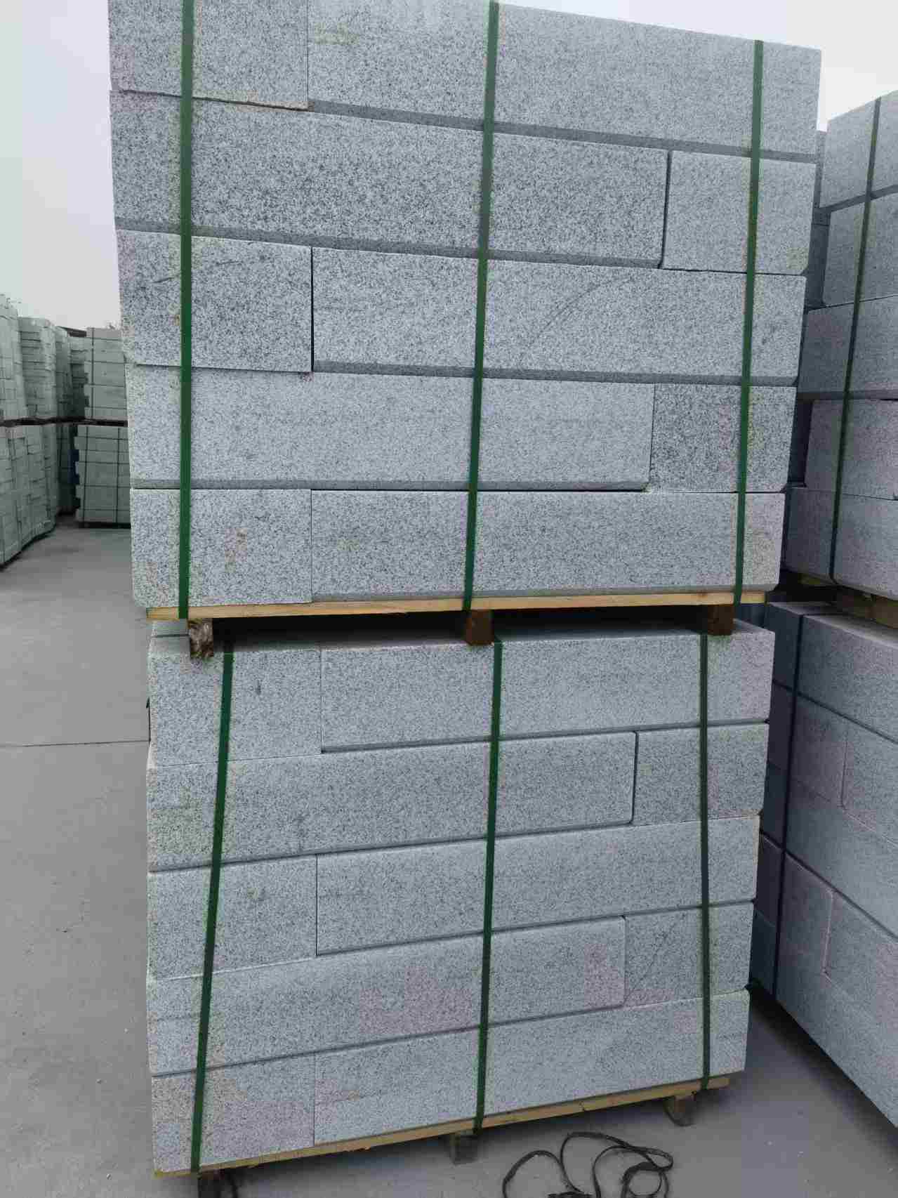 鄂尔多斯芝麻白路沿石