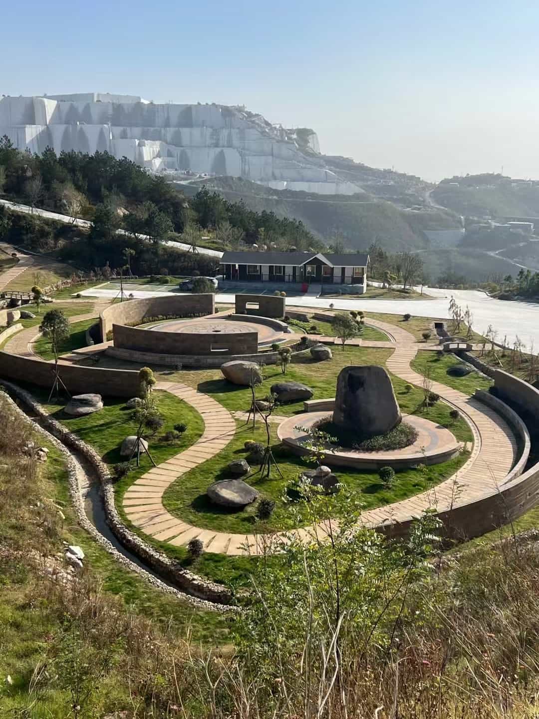鄂尔多斯仿古石铺装整体效果