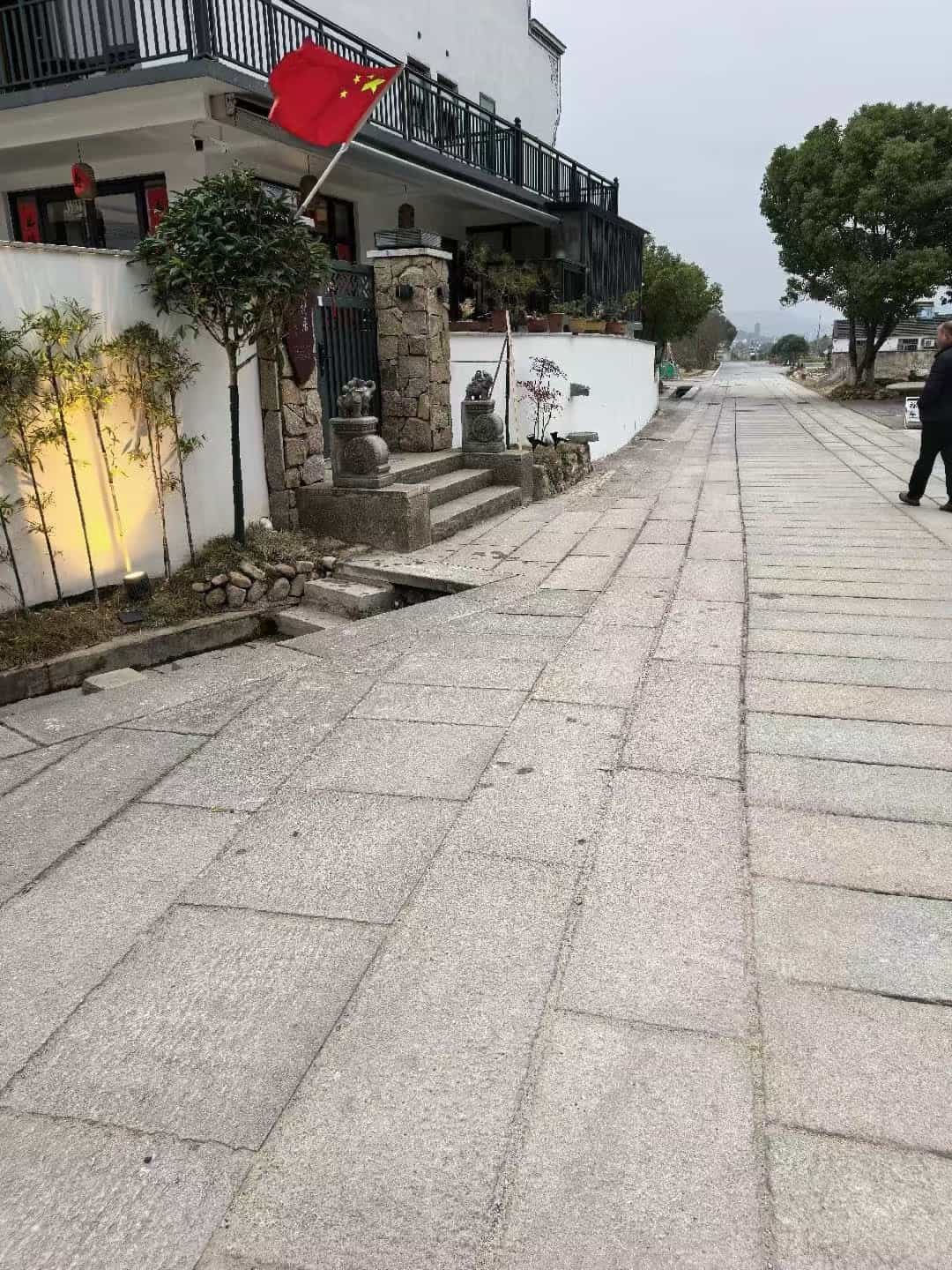 鄂尔多斯仿古石铺装效果
