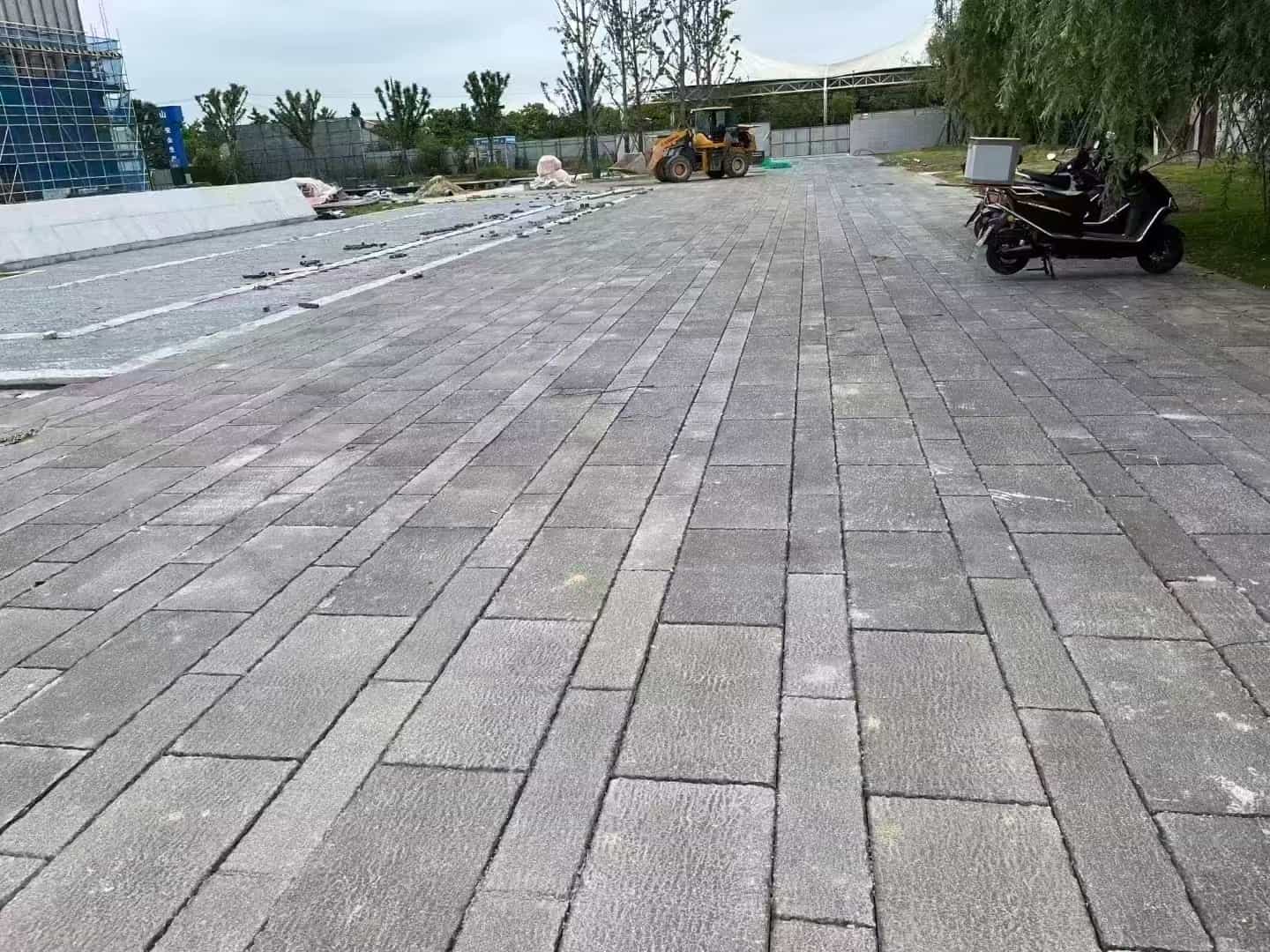 鄂尔多斯仿古石铺装效果