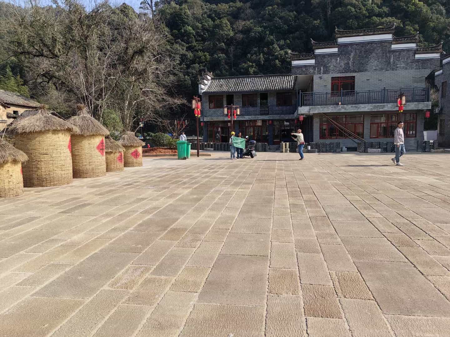 鄂尔多斯仿古石铺装效果