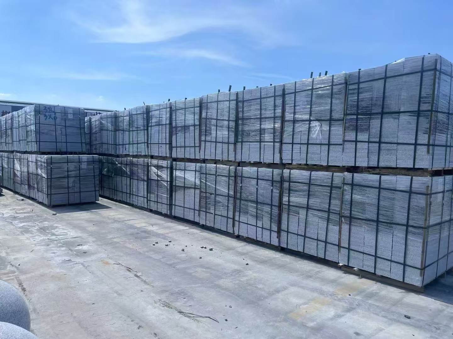 鄂尔多斯 芝麻白火烧成品300*600地铺料，大量现货，物美价廉